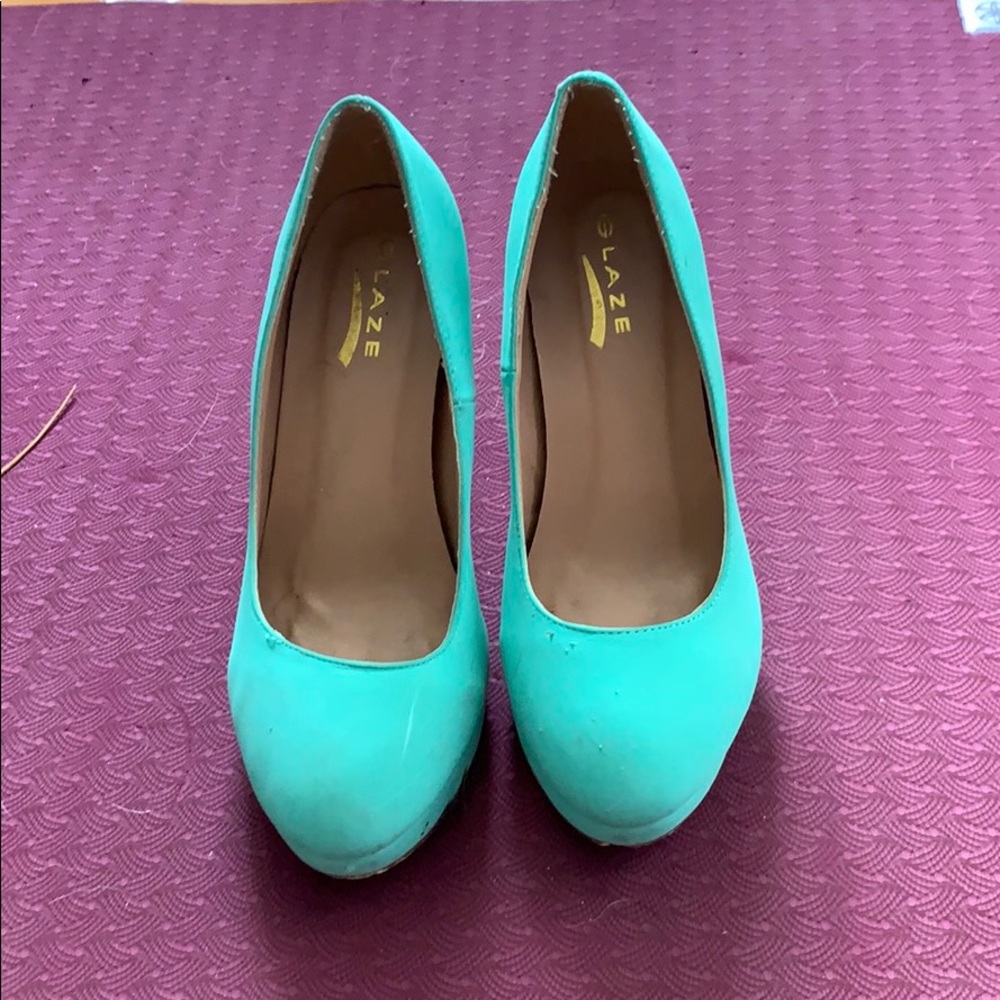 Mint Heels